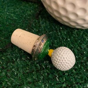 Dwyer golf ball bottle stopper